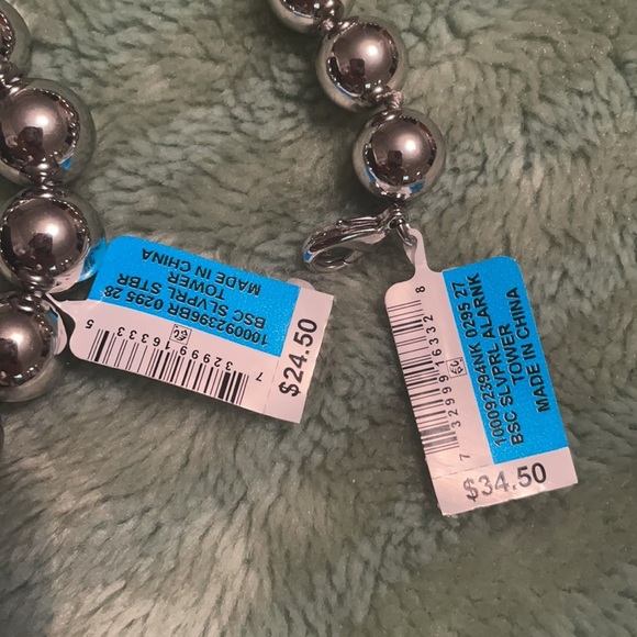 NWT SILVER TONE LARGE BEAD 16-18” NECKLACE and BRACELET set. Charter club - Picture 10 of 12